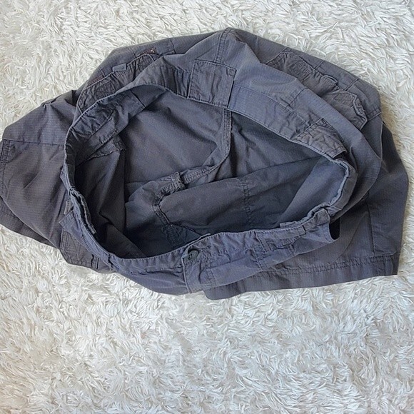 Mens grey gray Magellan Cargo Walking Hiking Casual Cargo Shorts 7" size 40 - Picture 5 of 10